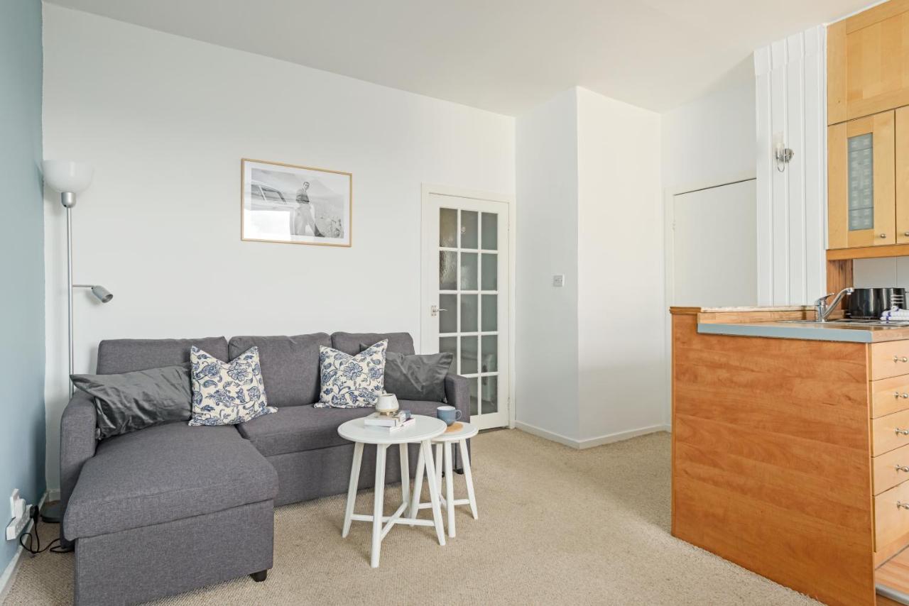 The West Bow View Apartment Edinburgh Bagian luar foto